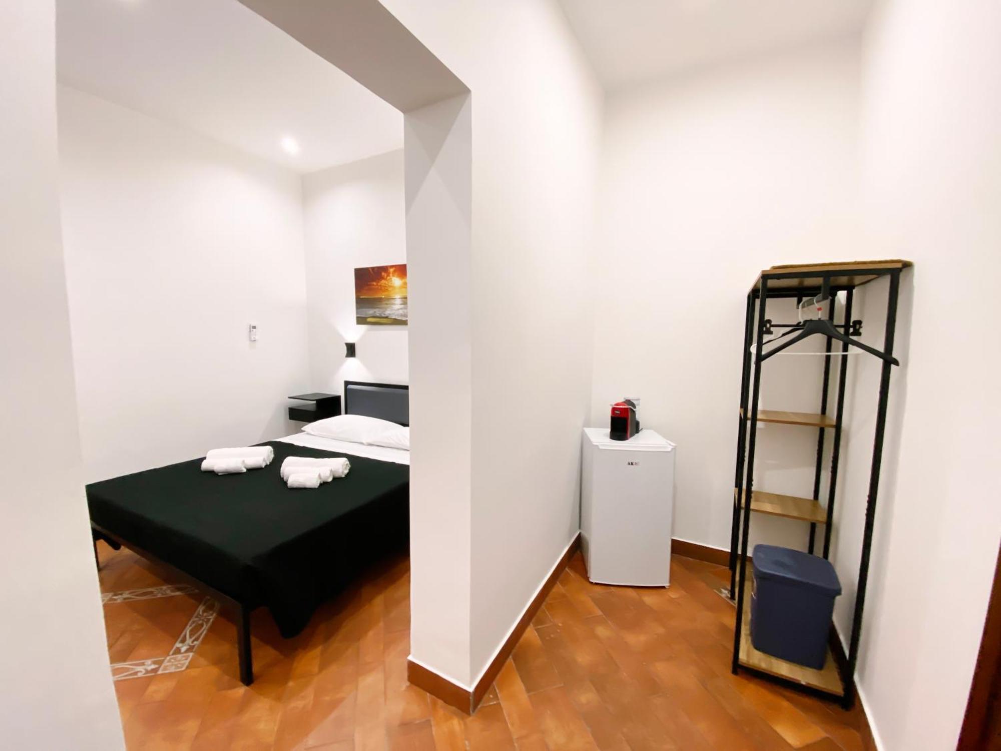 Aliva Room Lt Палермо Экстерьер фото